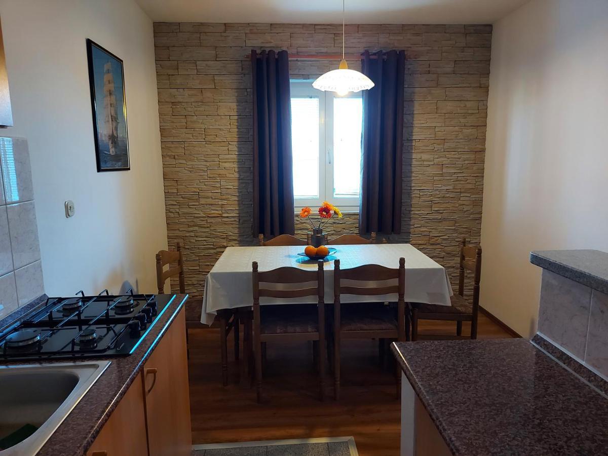 Apartmani Tatjana 奥库格哥恩基 外观 照片