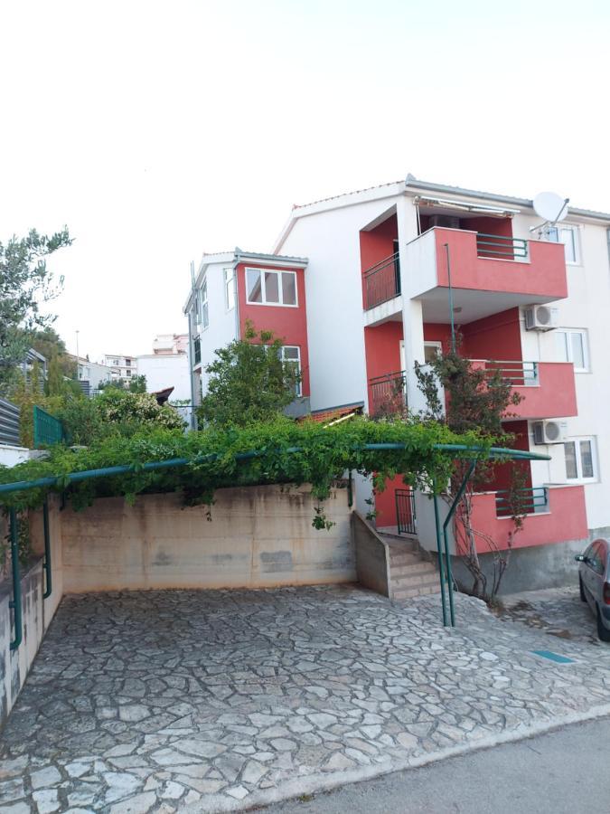 Apartmani Tatjana 奥库格哥恩基 外观 照片